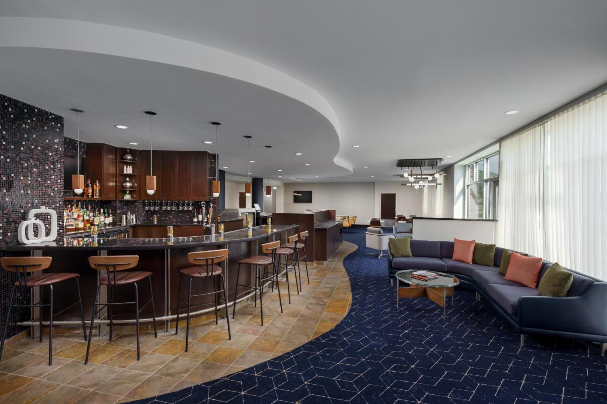 Courtyard Keene Downtown Экстерьер фото